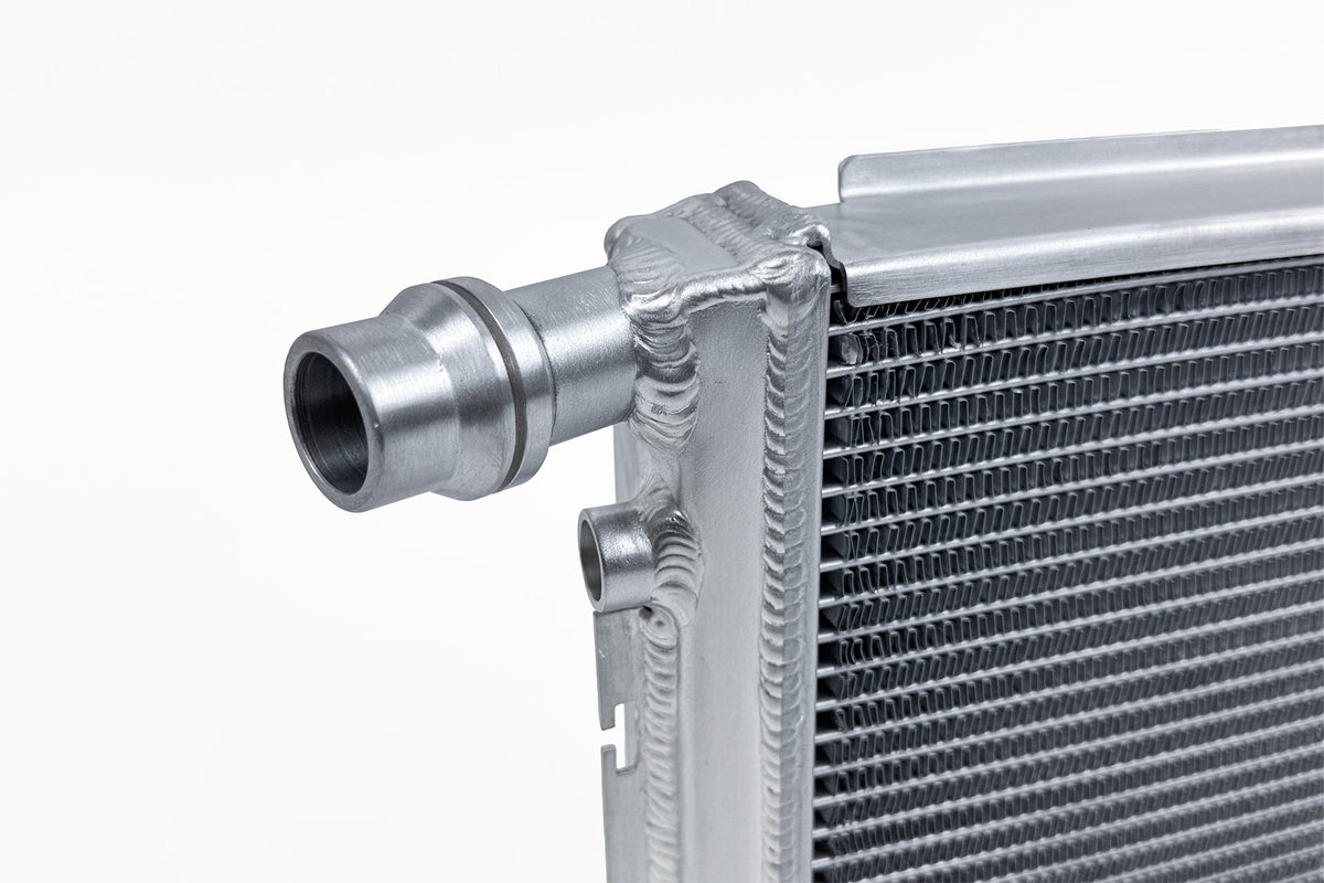CSF All-Aluminium Centre Radiator for Porsche 992 911 Carrera, Turbo & GT3 - image 3