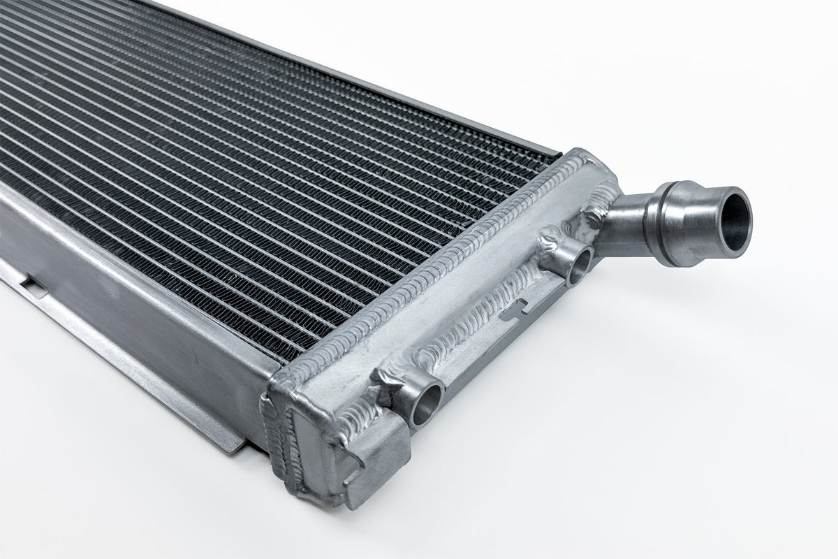 CSF All-Aluminium Centre Radiator for Porsche 992 911 Carrera, Turbo & GT3 - image 4