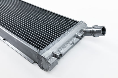 CSF All-Aluminium Centre Radiator for Porsche 992 911 Carrera, Turbo & GT3 - image 4