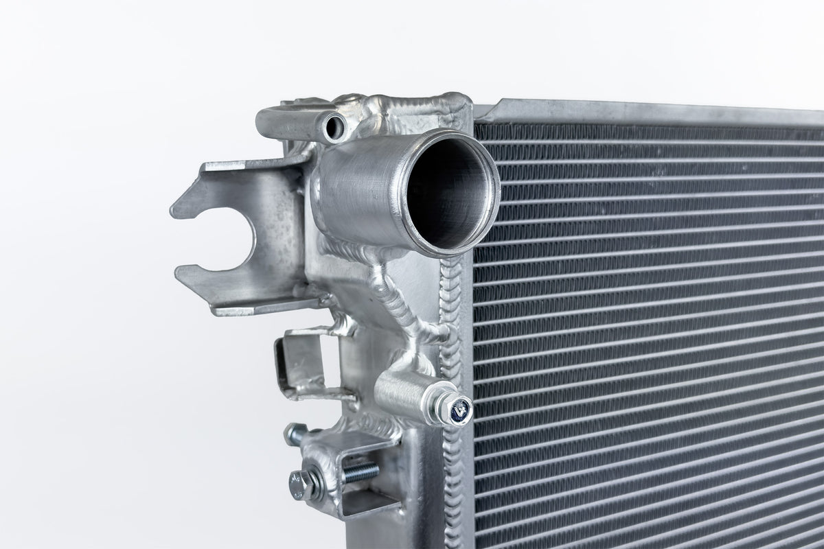CSF All-Aluminium Radiator for Jeep Wrangler JL 2.0 Turbo & 4xe - image 4