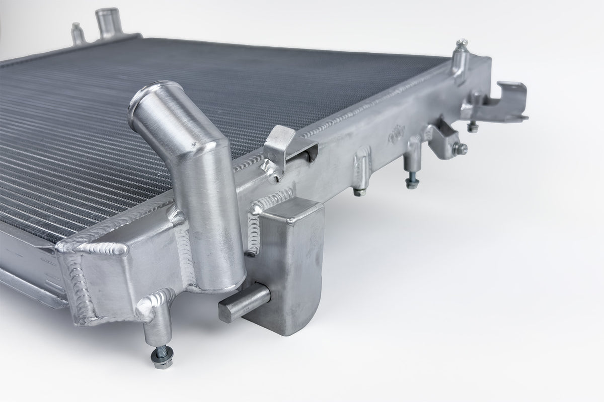 CSF All-Aluminium Radiator for Jeep Wrangler JL 2.0 Turbo & 4xe - image 7