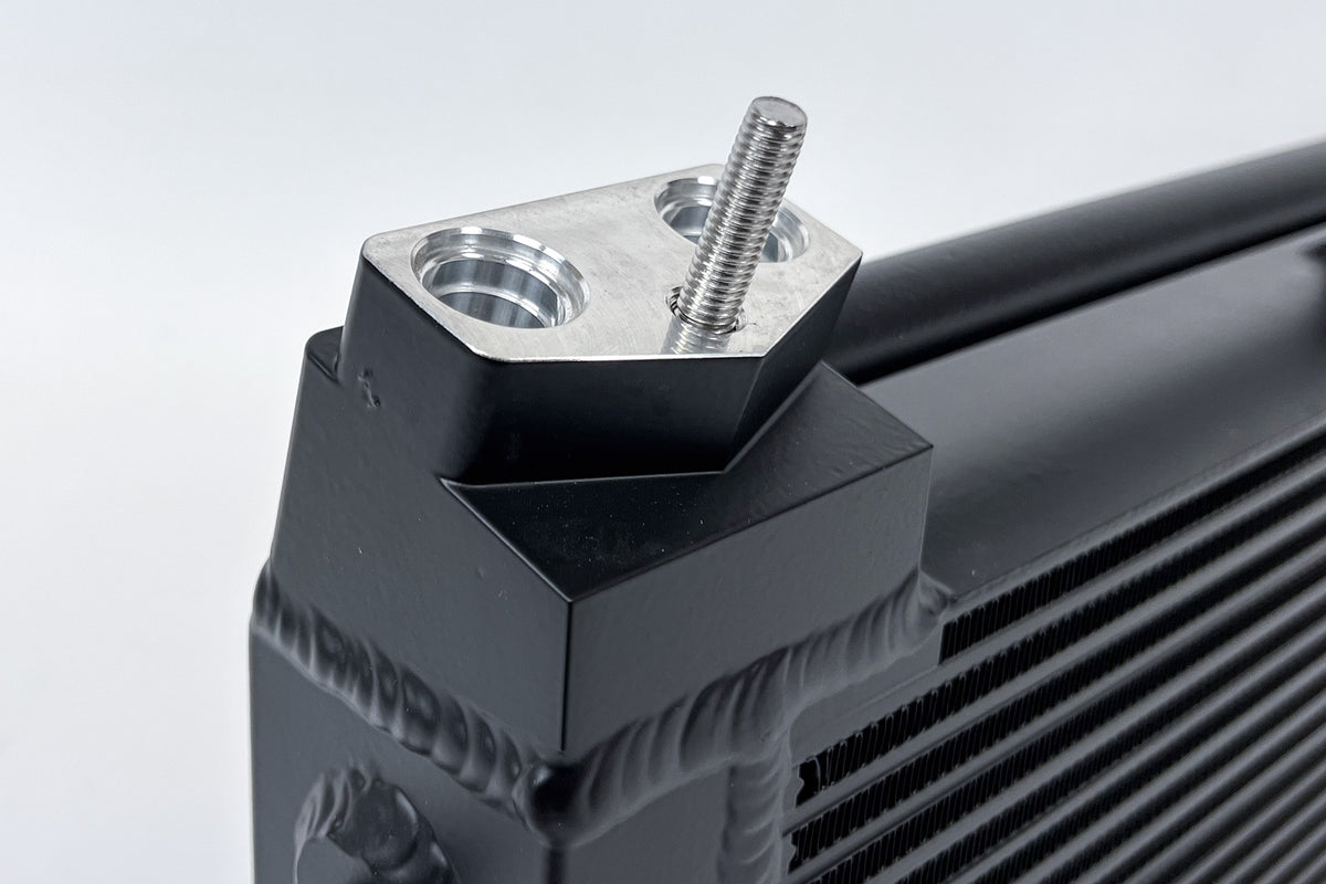 CSF Race-Spec Engine Oil Cooler for BMW E60 M5 & E63/E64 M6 (V10) - image 4