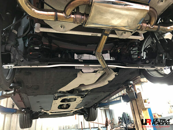 Ultra Racing Rear Sway Bar 16mm for Mazda 3 BP 2.0