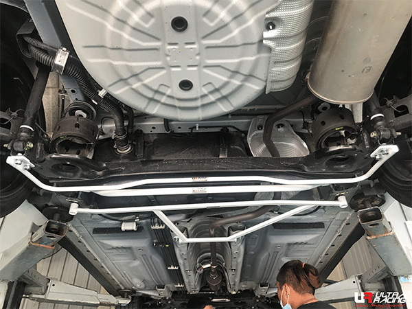 Ultra Racing Rear Anti-Roll Bar 16mm for Nissan Almera N18