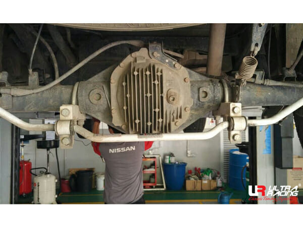 Ultra Racing Rear Anti-Roll Bar 19mm for Nissan Navara D40