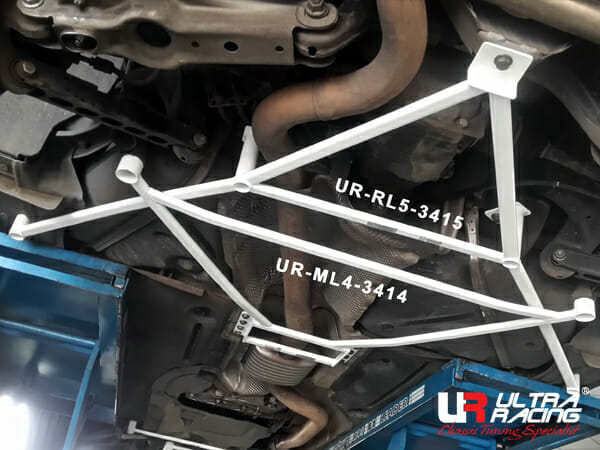 Ultra Racing 4-Point Mid Lower Brace for BMW X1 E84 2.0 4WD