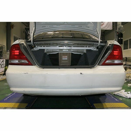 Ultra Racing 2-Point Rear Upper Strut Brace for Daewoo Magnus