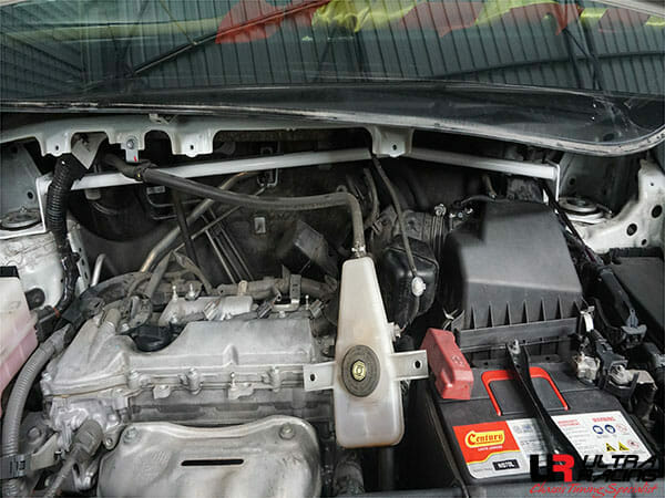 Ultra Racing 2-Point Front Upper Strut Bar for Toyota Alphard AH30
