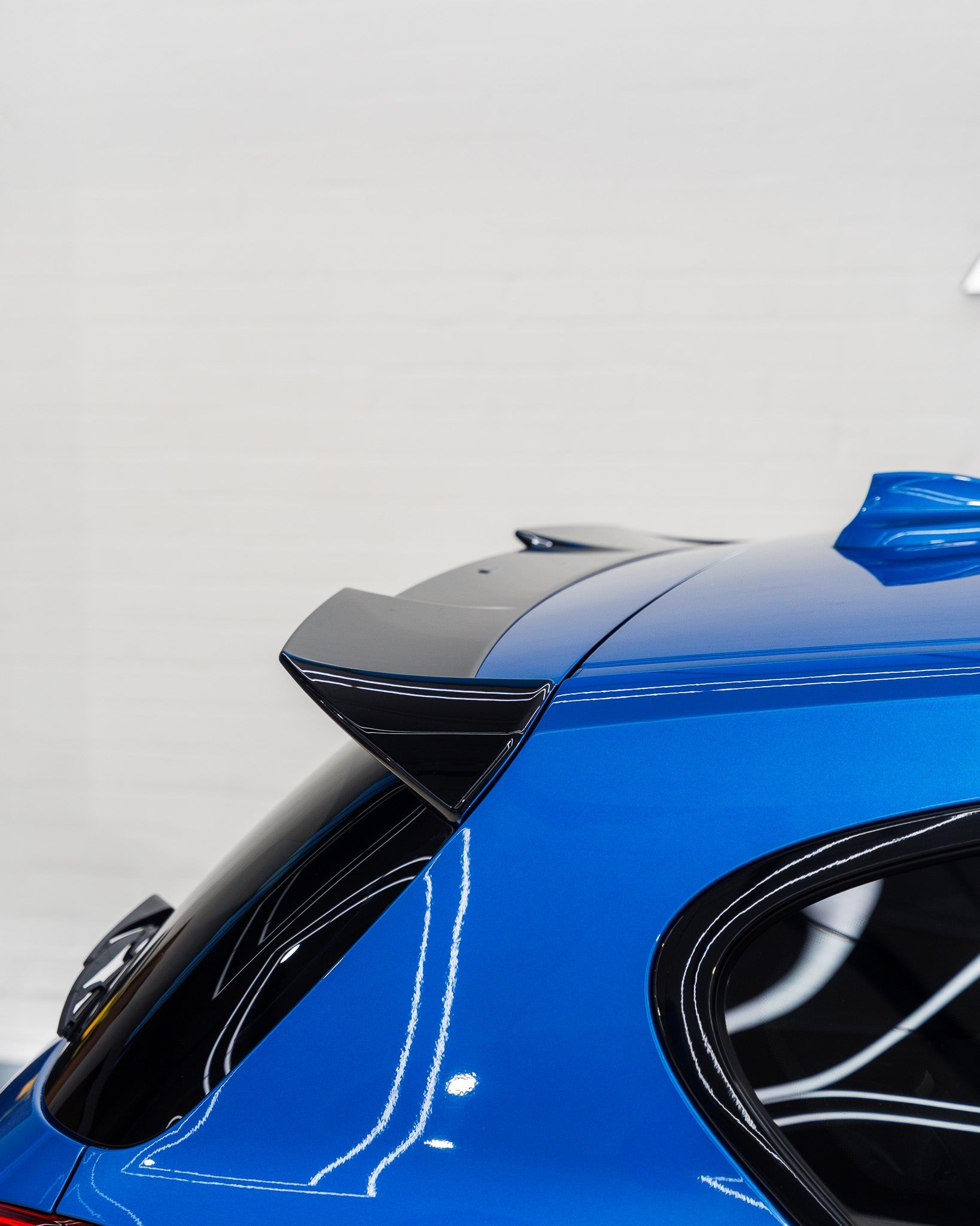 ZAERO V2 Rear Spoiler Gloss Black for BMW 1 Series F20 F21