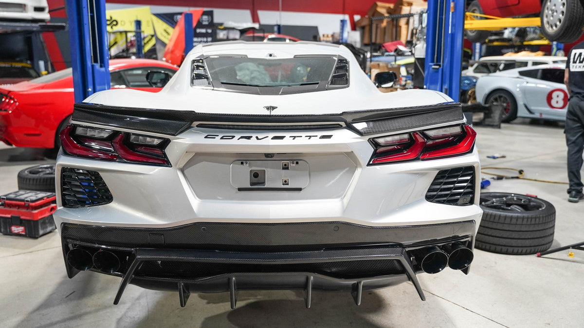 APR Carbon Fibre Rear Spoiler Delete for Chevrolet Corvette C8 2020+ - image 2