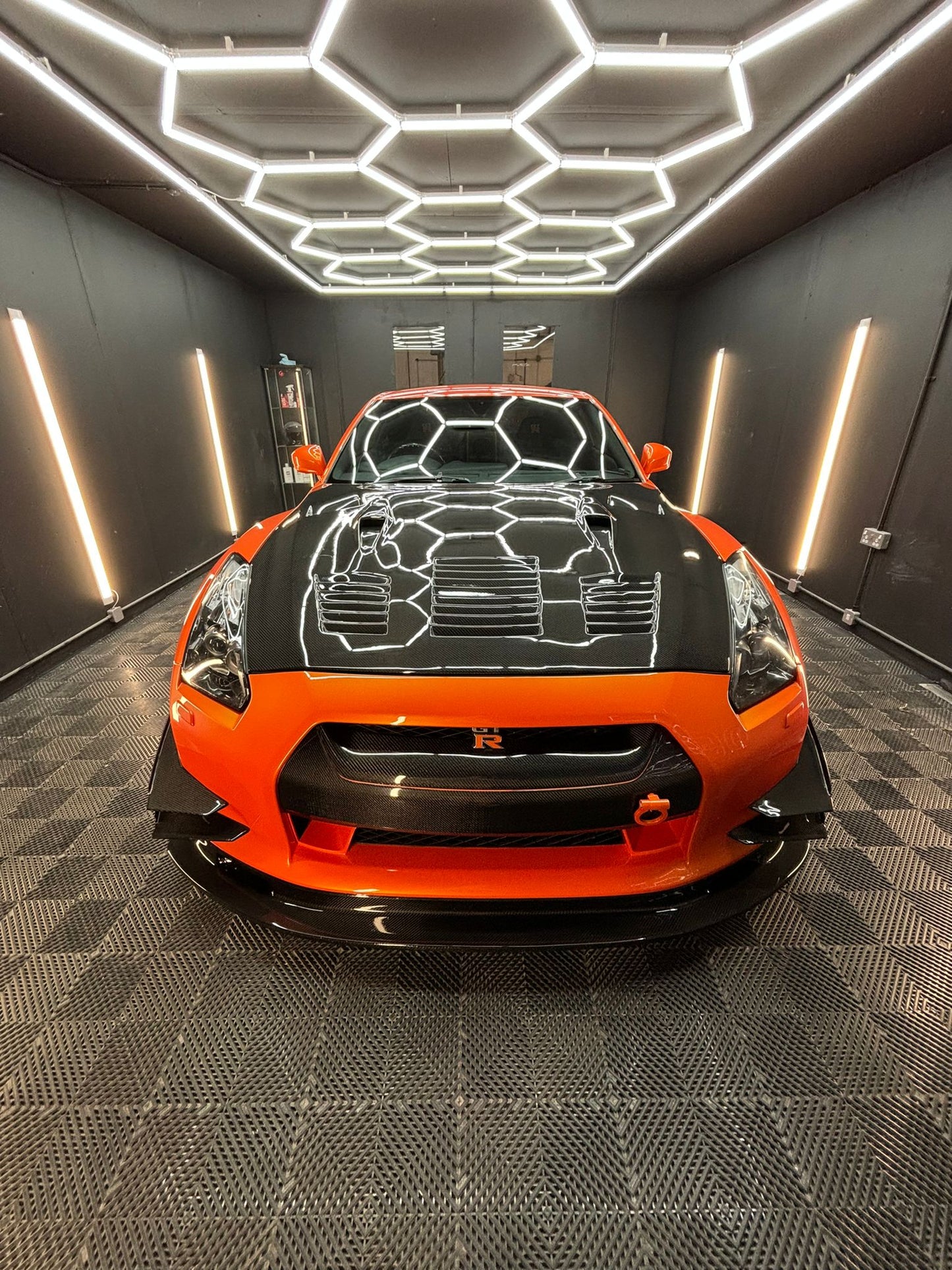 CARBON FIBRE FRONT GRILLE COVER FOR 2009-2011 NISSAN GT-R