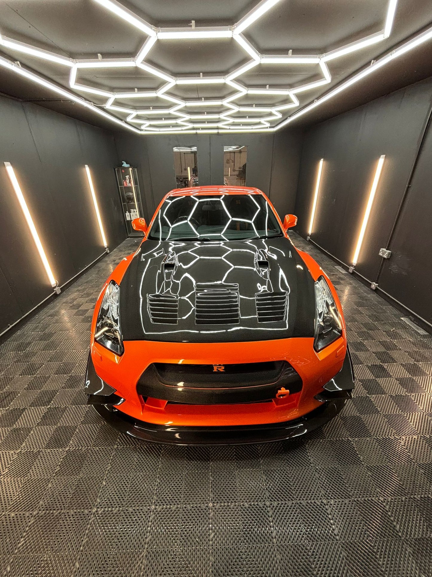 CARBON FIBRE FRONT GRILLE COVER FOR 2009-2011 NISSAN GT-R