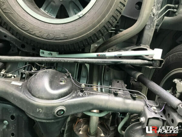 Ultra Racing Toyota Fortuner (AN150) 2.4D/2.7/2.8D 4WD 15-19 UltraRacing 2-Point Rear Lower Bar (3365) URTH-RL2-3365