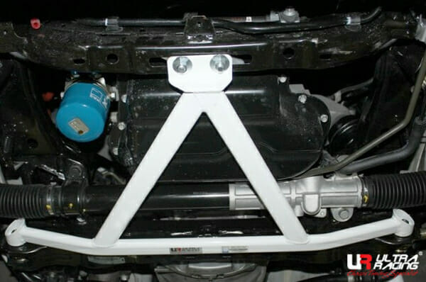Ultra Racing 3-Point Front Lower Brace for Hyundai Genesis Coupe (09-1
