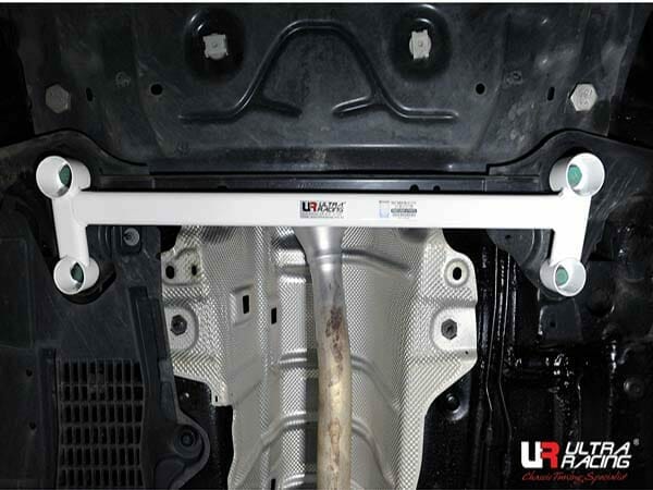Ultra Racing 4-Point Front Lower Brace for Renault SM5/SM7