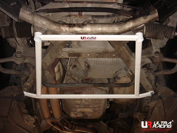 Ultra Racing BMW 5 Series (E39) Front Lower Brace URLA4-342