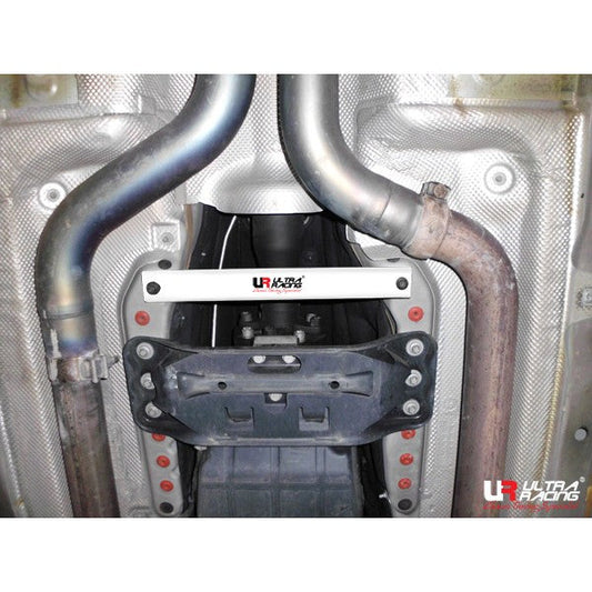 Ultra Racing Mid Lower Brace Mercedes C W204 2-Point | FD