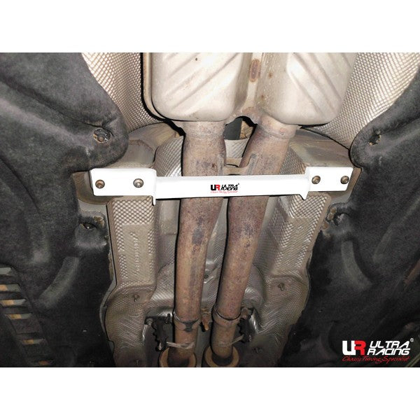 Ultra Racing Mercedes S Class (W221) Mid Lower Brace URML2-2051