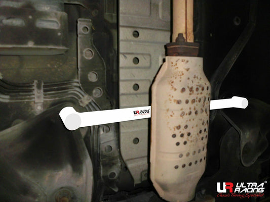 Ultra Racing 2-Point Mid Lower Brace for Hyundai Trajet 2.0 2WD