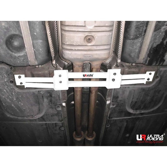 Ultra Racing BMW 7 Series E65 Mid Lower Brace
