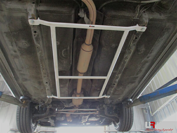 Ultra Racing Proton Perdana 2.0 2WD 95-10 UltraRacing 4-Point Mid Lower Brace (253) UR-ML4-253