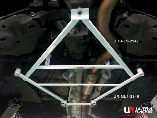 Ultra Racing BMW 3 Series GT (F34) Mid Lower Brace
