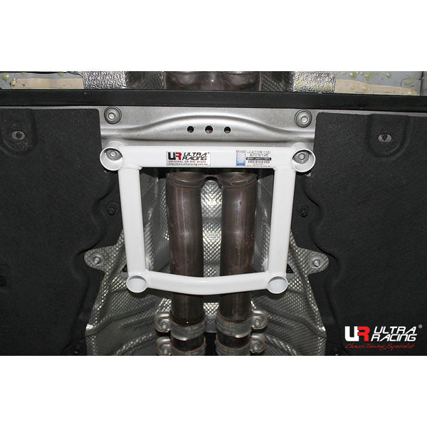 Ultra Racing Audi A6 (C7) Mid Lower Brace URKR-ML4-3011