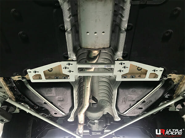 Ultra Racing 4-Point Mid Lower Brace for BMW 5-Series G30 530i 2.0T