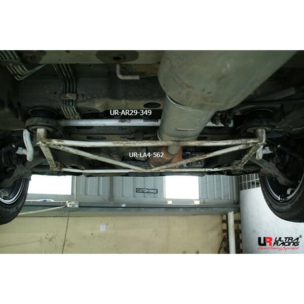 Ultra Racing Front Sway Bar 29mm for Naza Ria 2.5 V6