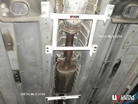 Ultra Racing 2-Point Mid Lower Brace for Nissan Altima L33