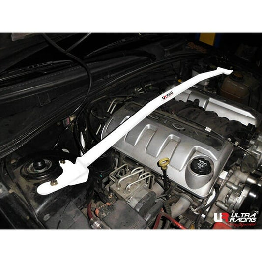 Ultra Racing 2-Point Front Upper Strut Bar for Toyota Highlander XU20