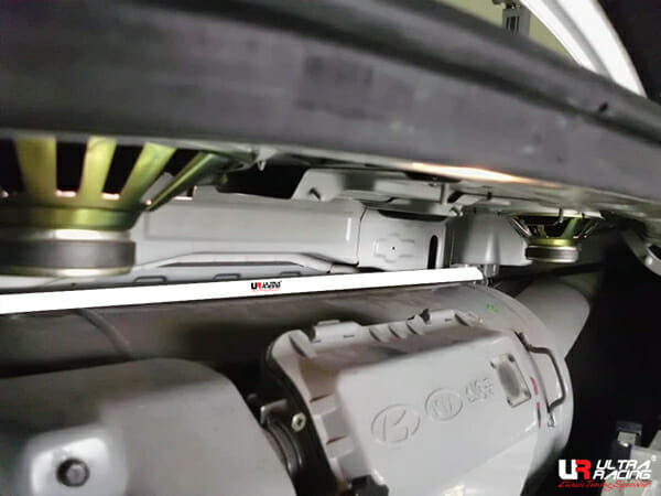 Ultra Racing 2-Point Rear Upper Strut Brace for Hyundai Grandeur XG 3.