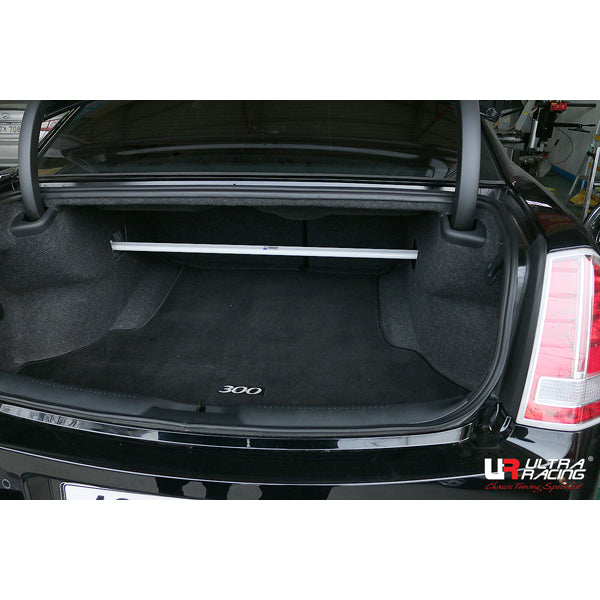 Ultra Racing Chrysler 300C Rear Strut Brace URKR-RE2-3023