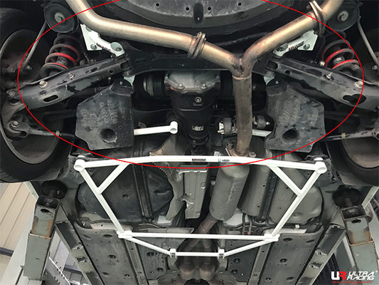 Ultra Racing 4-Point Rear Lower Bar for Toyota Mark X X120