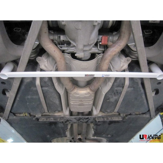 Ultra Racing Rear Lower Brace for BMW 5 Series F10