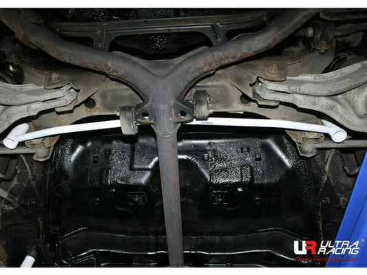 Ultra Racing 2-Point Rear Lower Bar for Hyundai Grandeur 2.4/2.7 05-11