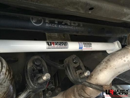 Ultra Racing Chevrolet Camaro SS 6.2 V8 2-Point Rear Lower Bar