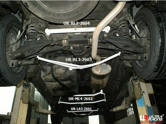 Ultra Racing 2-Point Rear Lower Bar for Rodius/Stavic 2.7D 4WD 04-12