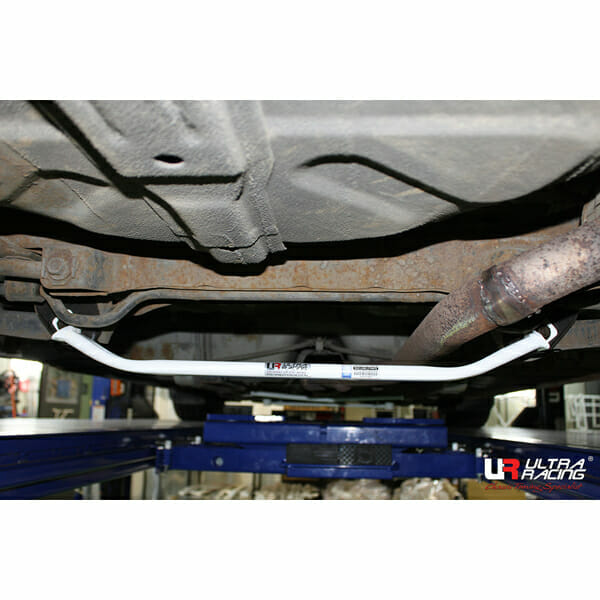 Ultra Racing Hyundai Grandeur (XG) 3.0 2WD 98-05 UltraRacing 2-Point Rear Lower Bar (2698) URKR-RL2-2698