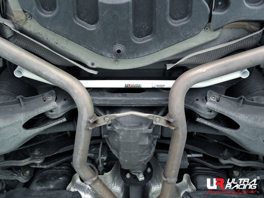 Ultra Racing Rear Lower Brace Mercedes C-Class W204
