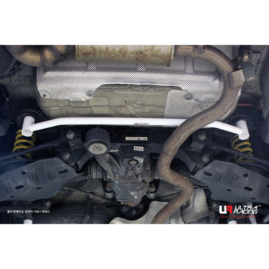Ultra Racing BMW 4 Series (F32) Rear Lower Brace