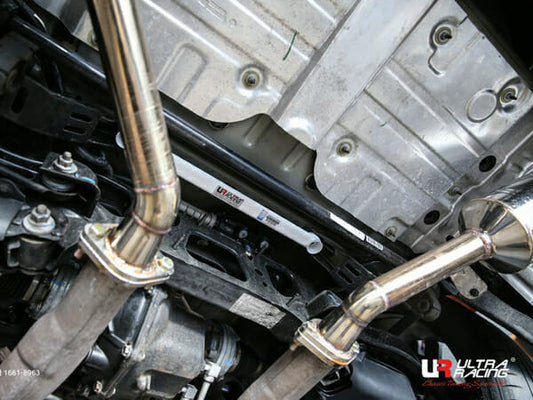 Ultra Racing Chevrolet Camaro SS 6.2 V8 2016+ 2-Point Rear Lower Bar