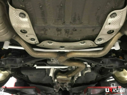 Ultra Racing 2-Point Rear Lower Bar for Skoda Superb/Passat TSI