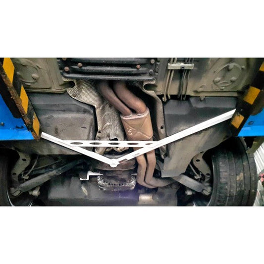 Ultra Racing Rear Lower Brace for BMW 3 Series E46