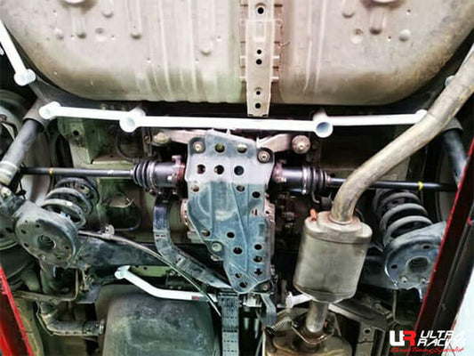 Ultra Racing 4-Point Rear Lower Bar for Toyota Estima XR50