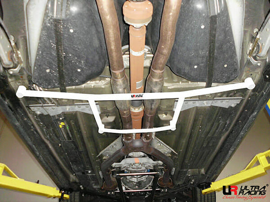 Ultra Racing 4-Point Rear Bar Ford Mustang GT500 5.4 SC