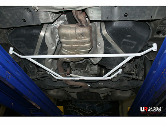 Ultra Racing 4-Point Rear Lower Bar for VW Passat CC R36