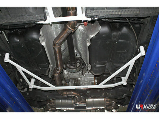 Ultra Racing 4-Point Rear Lower Bar for Audi A3 8V / VW Golf GTI MK7