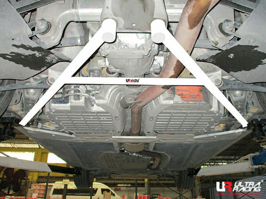 Ultra Racing 4-Point Rear Lower Bar for BMW 5 G30 530E 2017+