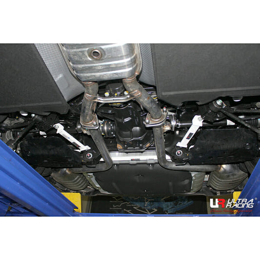 Ultra Racing Rear Lower Side Bar for Hyundai Genesis 4WD 15-16 (Varian